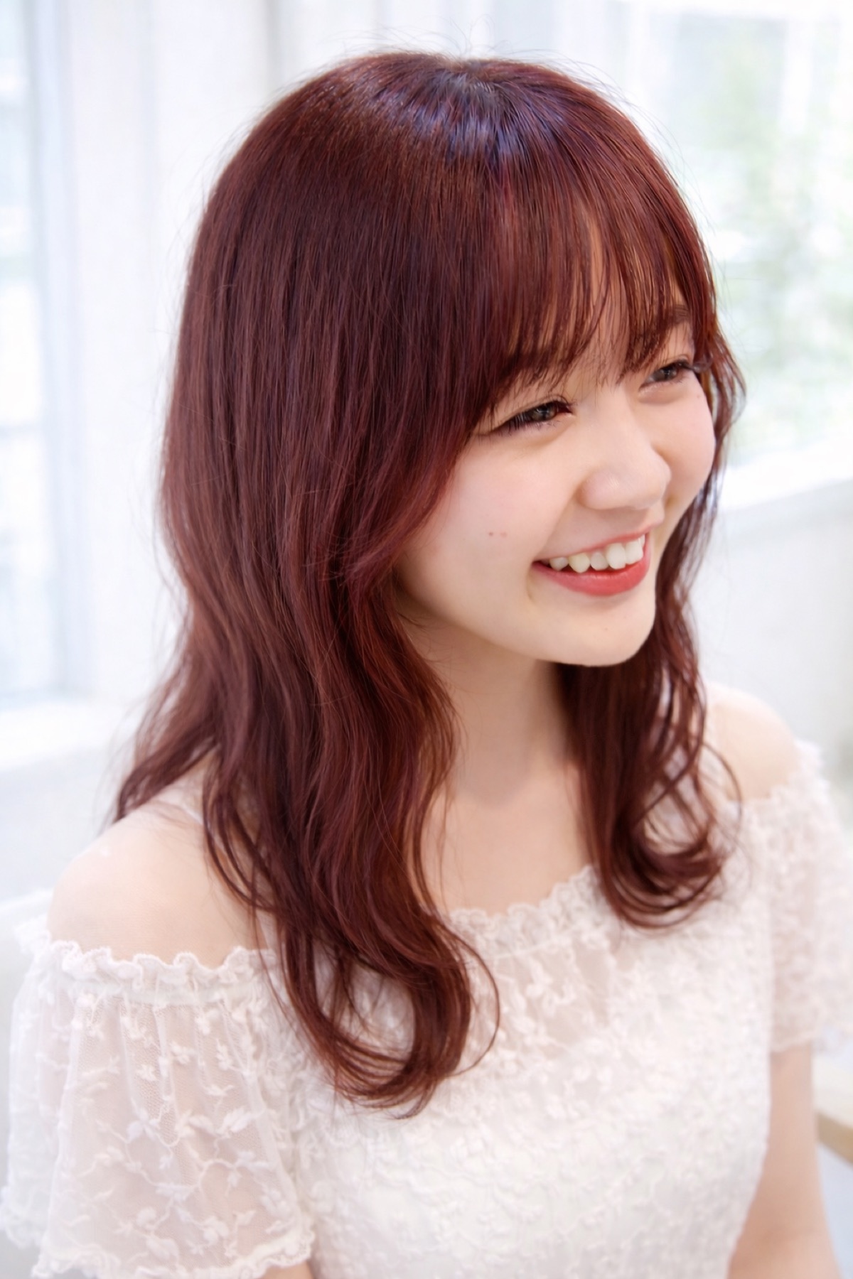 カシスピンク 艶カラー ロング DiMPlE 越谷