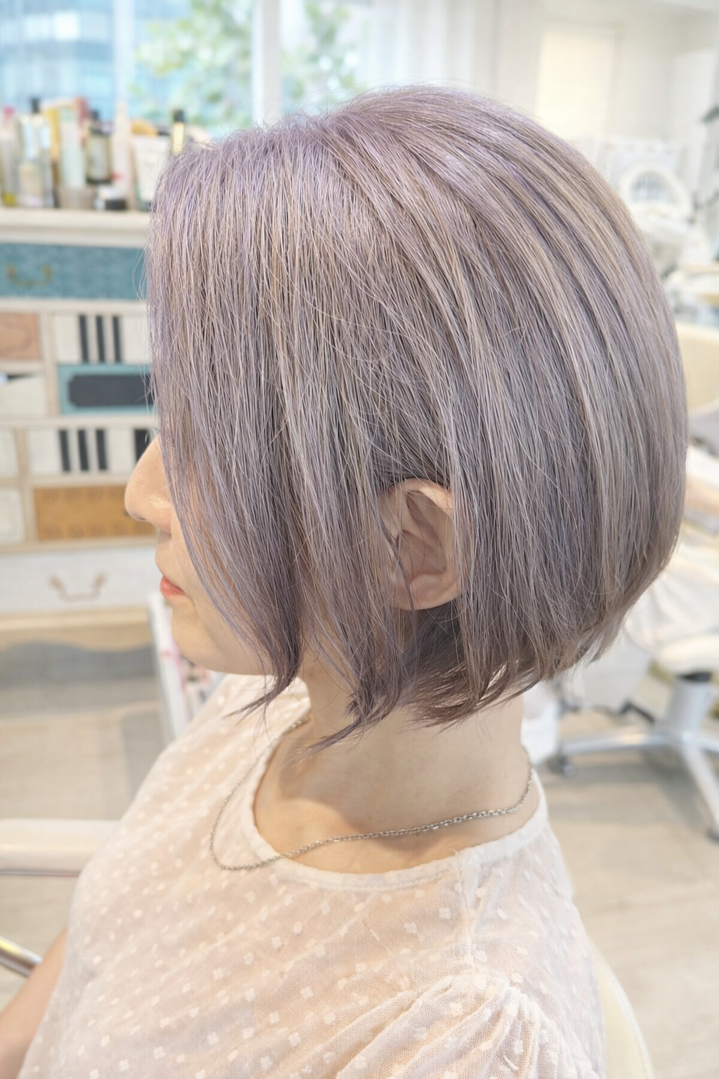 ラベンダーパープル ボブ ペールカラー DiMPlE 越谷