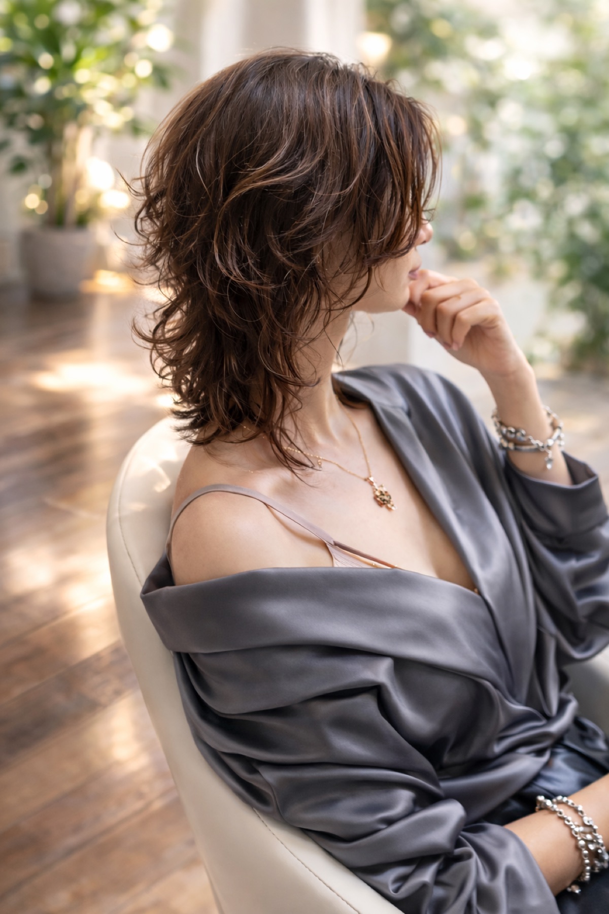 大人ウルフレイヤー パーマ ミディアム DiMPlE 越谷